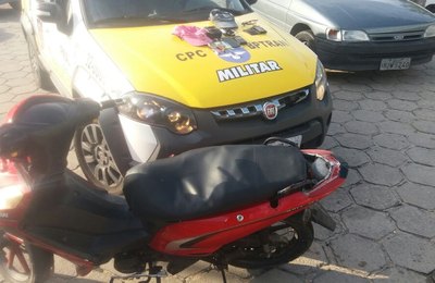 BPTran persegue e prende dupla após roubo e furto na Ponta Verde