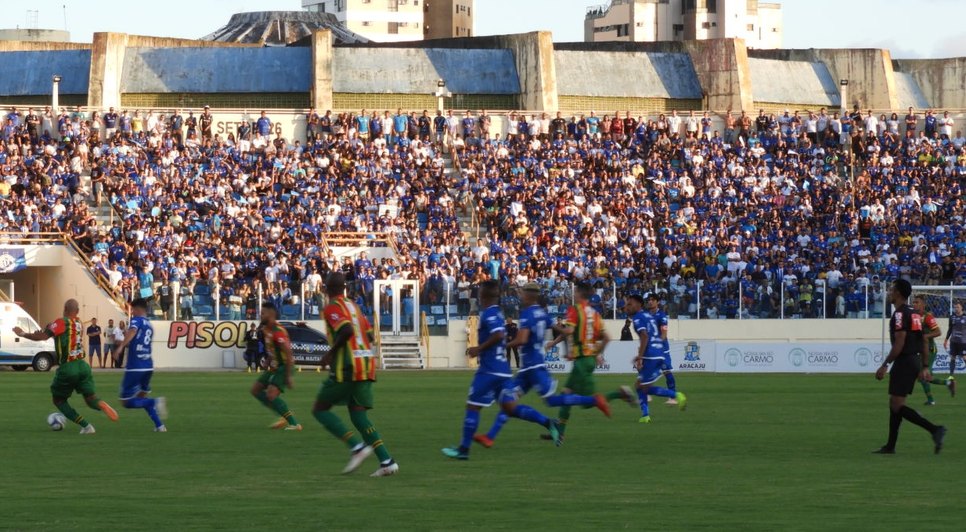 Foto: Dienes Celestino