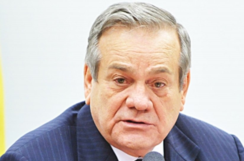 Vice-governador Ronaldo Lessa assume comando de Alagoas