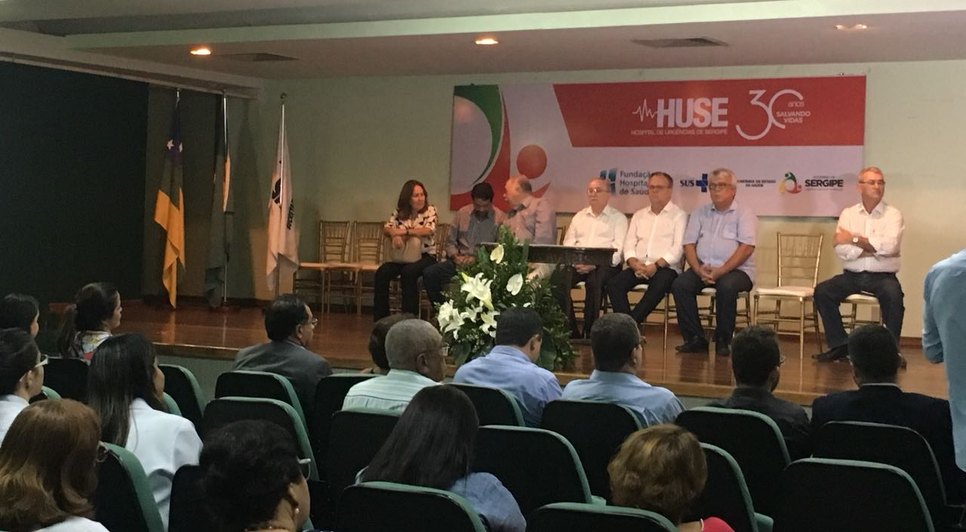 posse novo superintendente huse