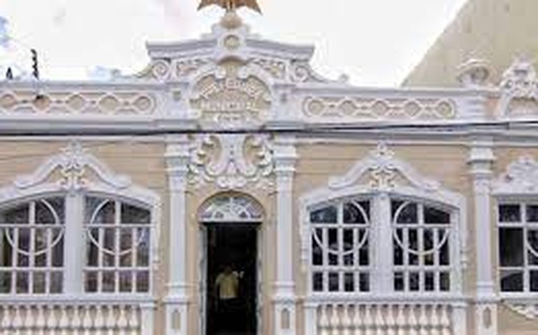 Prefeitura não é herança: o futuro de uma cidade não pode ser brincadeira