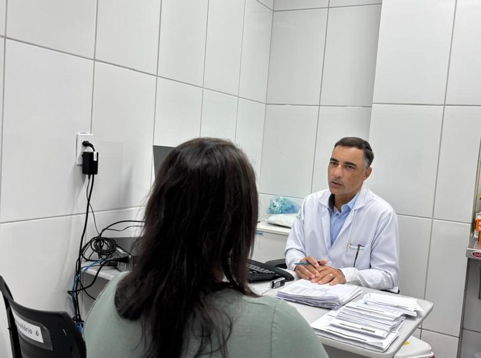 Câncer de intestino: especialista alerta para a atenção aos sinais e importância da prevenção