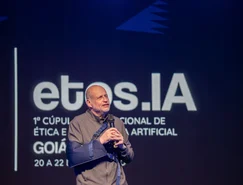 5 - O filósofo Clóvis de Barros Filho - Foto - KVN Marketing.jpg 