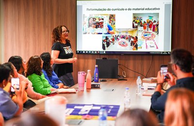 Sesau discute implementação em Alagoas do Programa de Qualificação em Educação Popular em Saúde