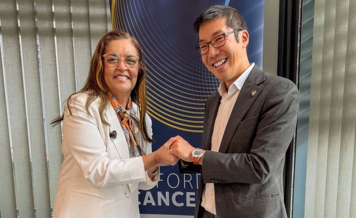 Parlamentar se reuniu com o cientista Lennard Lee, referência em RNA mensageiro aplicado à prevenção de tumores Parlamentar se reuniu com o cientista Lennard Lee, referência em RNA mensageiro aplicado à prevenção de tumores