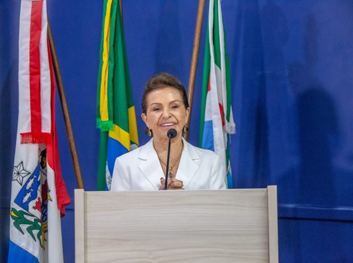 Juíza Ana Florinda é homenageada pela Câmara de Vereadores de Maceió