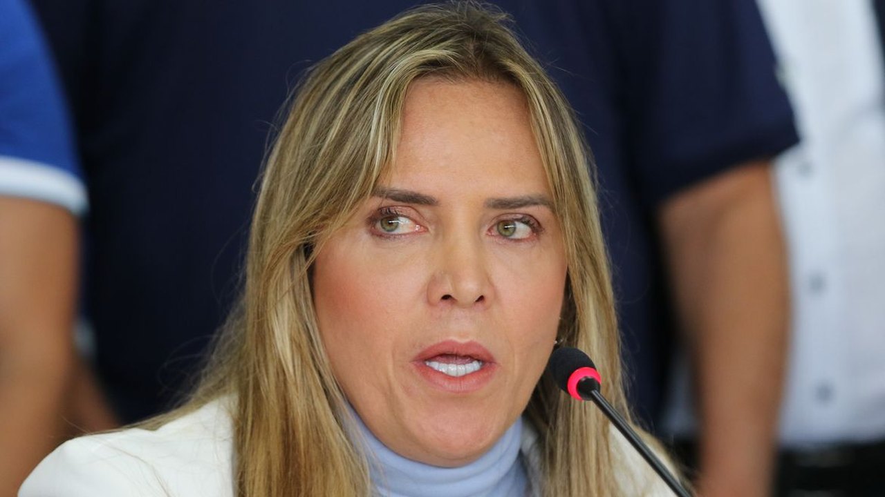 Governadora do Distrito Federal recebe alta após tratar pneumotórax