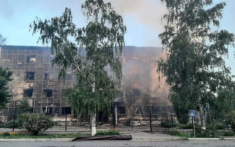 Consequências do ataque noturno da Ucrânia em Starobelsk, na RPL