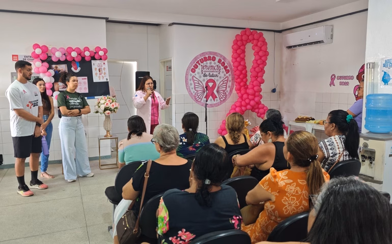 Centro de Diagnóstico de Penedo promove ação do Outubro Rosa com foco na prevenção e no autocuidado