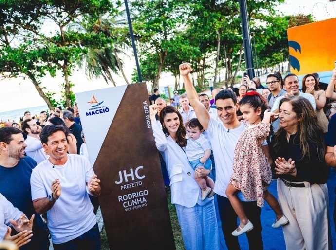 JHC entrega Nova Orla de Jaraguá e transforma área abandonada em novo cartão-postal de Maceió