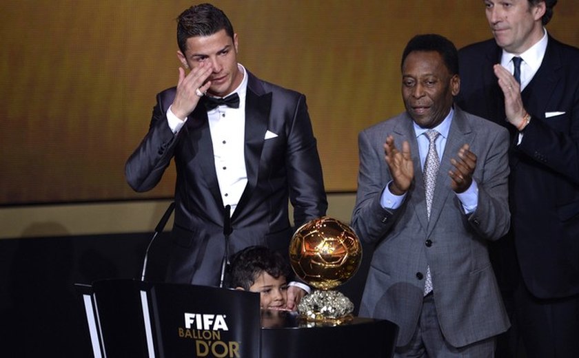 Cristiano Ronaldo é o melhor do Mundo de 2013; Marta perde hexa para alemã