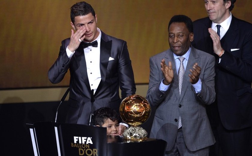 Cristiano Ronaldo é o vencedor do Bola de Ouro 2013 da Fifa