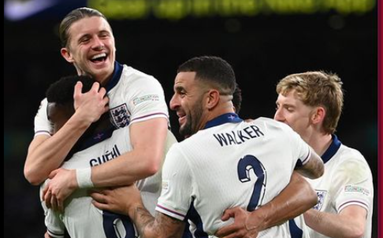 Inglaterra goleia Irlanda em Londres e garante retorno à elite da Liga das Nações