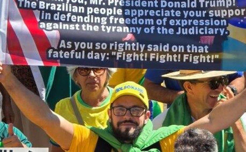 Apoiadores de Bolsonaro se reúnem em manifestações ao redor do Brasil