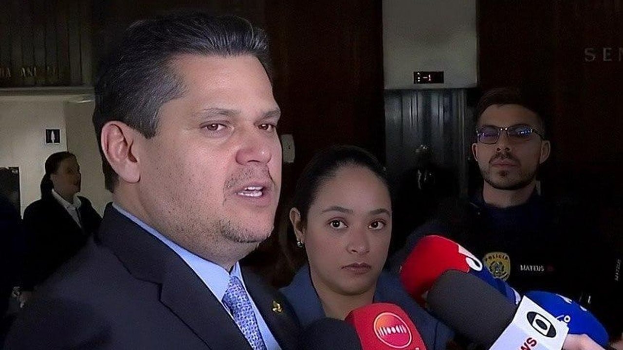 Alcolumbre afirma que votação ágil da PEC 6 x 1 depende dos senadores