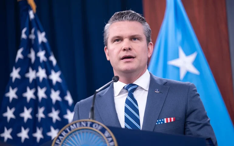 EUA: Hegseth afirma que Irã adota tática norte-coreana para obter arsenal nuclear