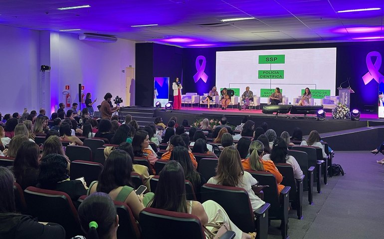 Gazeta Summit: perita-geral destaca atuação da Polícia Científica no enfrentamento à violência contra a mulher