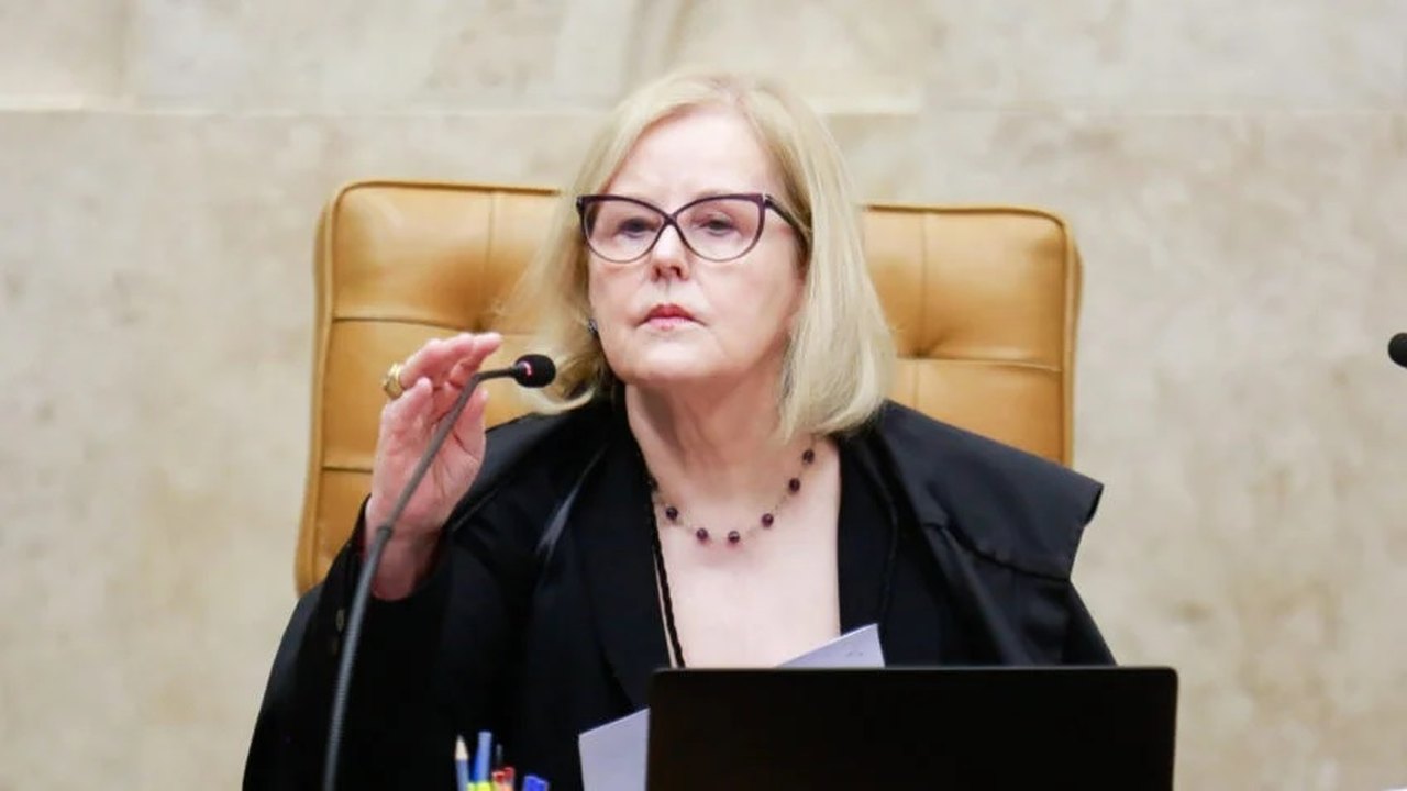 Rosa Weber diz que STF atuará para julgar e punir ‘exemplarmente terroristas’