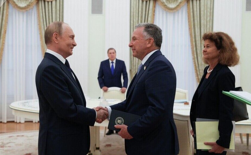 União Europeia está 'desapontada' com EUA por não dar detalhes de recente visita a Moscou, diz mídia