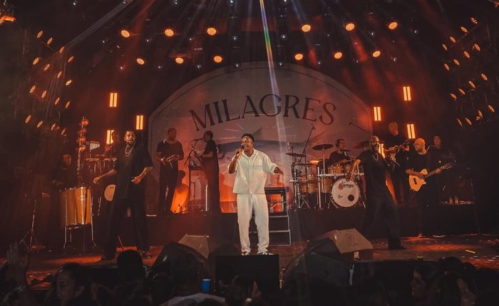 Thiaguinho se apresentando em Alagoas