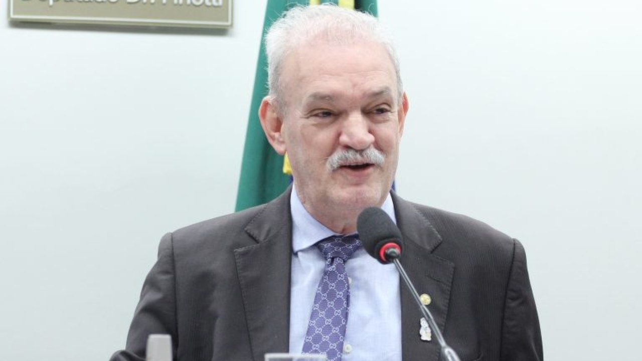 Comissão da Câmara discute políticas de inclusão de pessoas com autismo