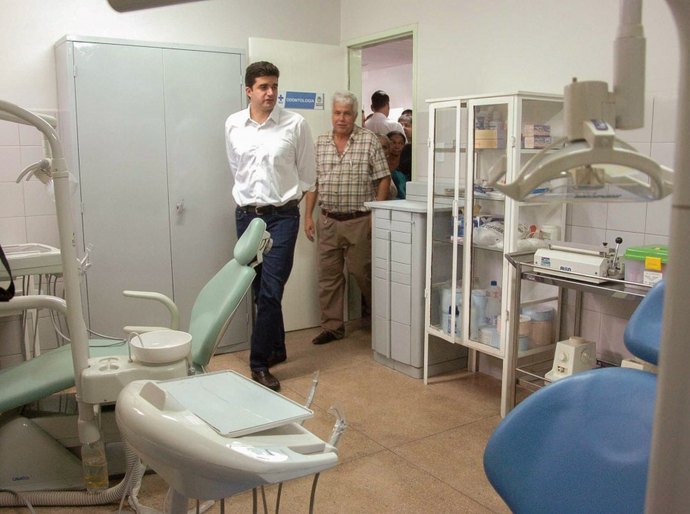 Rui Palmeira reinaugura Unidade de Saúde no Pinheiro