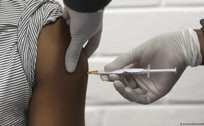Brasil começa a testar vacina chinesa contra covid-19 em 20 de julho