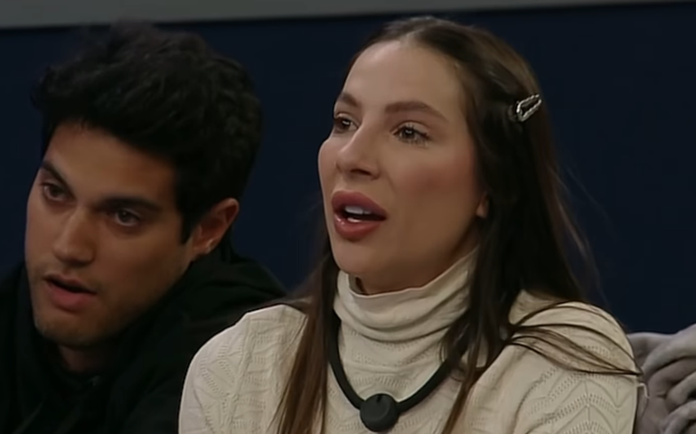 Martina Sanzi é expulsa de 'A Fazenda' após briga com Tàmires Assis