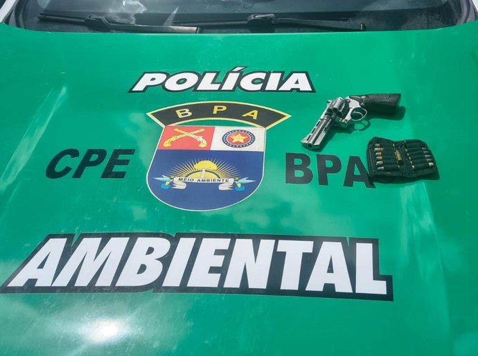 PM flagra abate ilegal e prende homem com arma irregular em Anadia