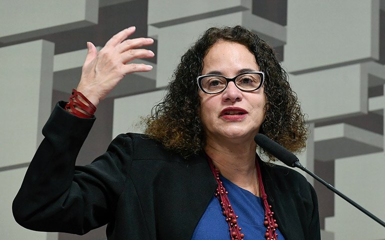 Em audiência na CCT, ministra da Ciência pede regulação da inteligência artificial