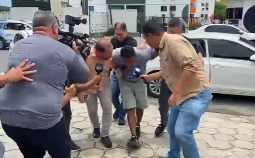 Homem que tentou assaltar três estudantes no Poço confessa crime e diz que queria comprar drogas