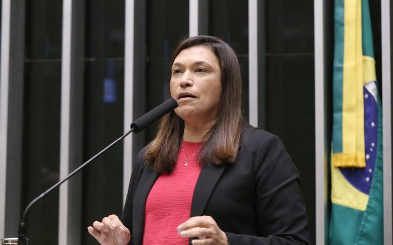 Comissão aprova política de inclusão digital para municípios com recursos do Fust