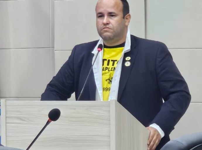 Zerisson se despede da Câmara de Maceió; Samyr Malta retoma o mandato após licença