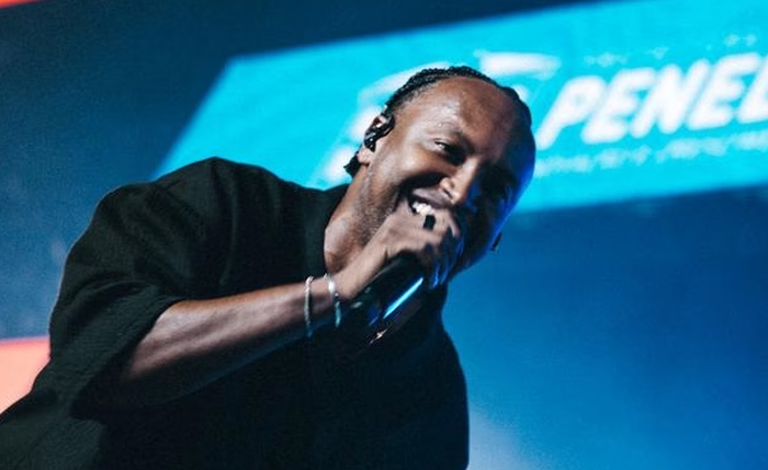 A Festa de Bom Jesus dos Navegantes, em Penedo, é o cenário de lançamento do mais recente trabalho do cantor Thiaguinho