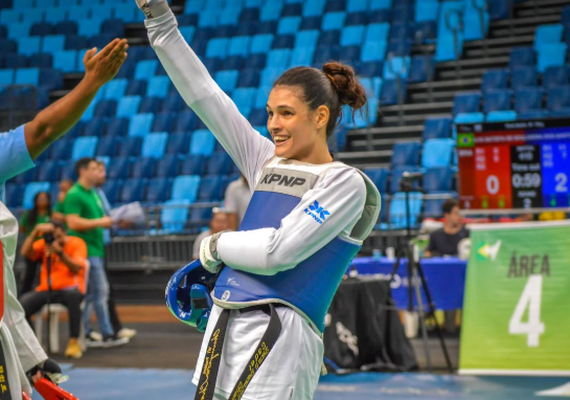 Promessa brasileira, Maria Clara Pacheco conquista ouro inédito no Grand Prix de Taekwondo