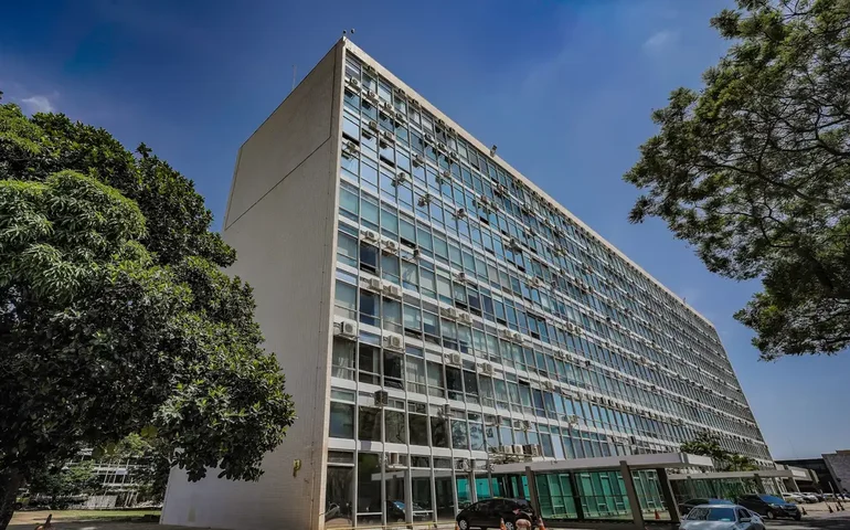 Governo autoriza nomeação de 3.147 aprovados no Concurso Público Nacional Unificado