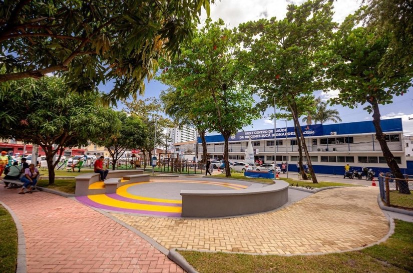 JHC entrega Centro de Saúde e Praça da Maravilha e reforça compromisso com a qualidade de vida dos maceioenses