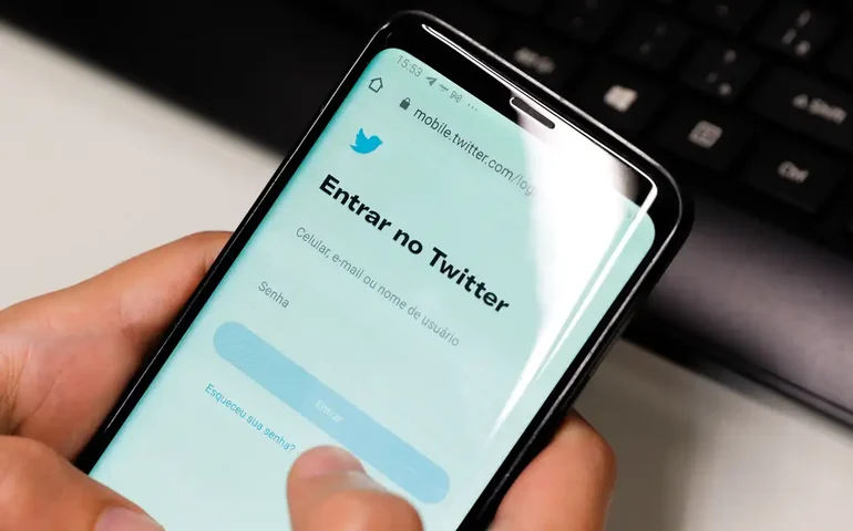 Bloqueado na Venezuela, X já foi usado como instrumento de propaganda chavista nas redes; entenda