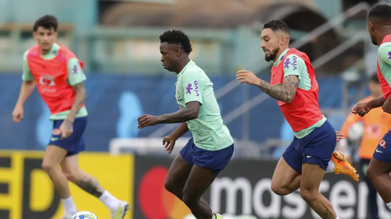Brasil faz primeiro treino no CT do Palmeiras desfalcado de 4 jogadores e em clima de tensão