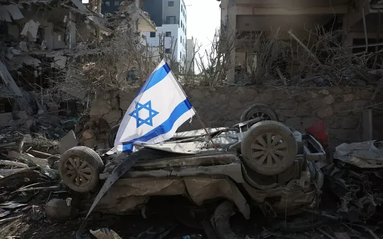 Irã ameaça ataques ao Ocidente; Israel põe Teerã como prioridade