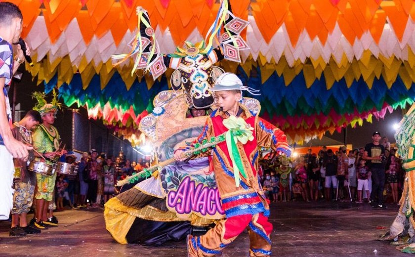 Festas juninas na capital são encerradas com apresentações artísticas e culturais
