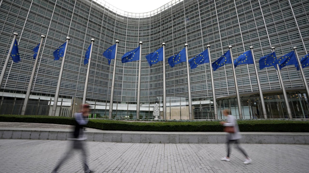 Adesão de novos países à UE será 'cavalo de Troia', diz mídia