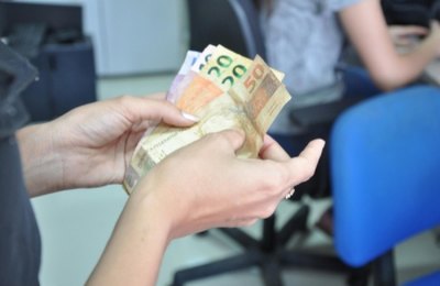 Governo de Alagoas libera pagamento do funcionalismo público nesta segunda-feira (30)