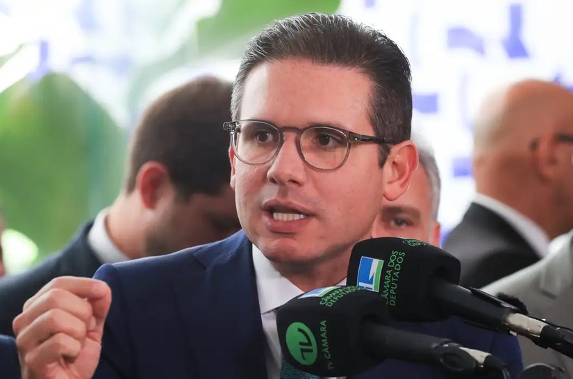 Câmara vai declarar perda do mandato de Zambelli, diz Motta