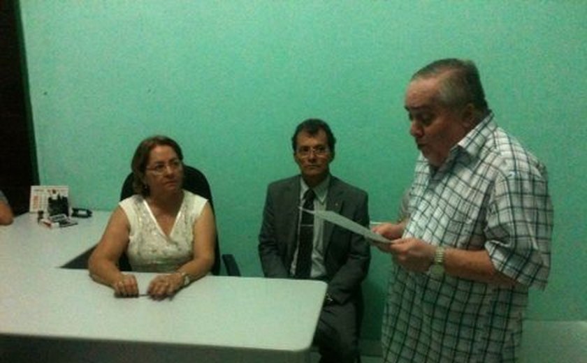 Geralda Ferro toma posse como prefeita em Estrela de Alagoas