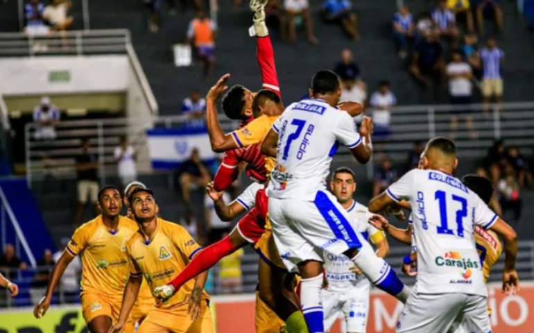 CSA perde para lanterna Aliança e demite o técnico