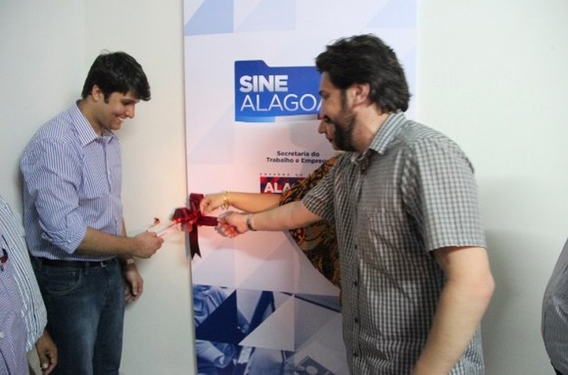 Secretaria do Trabalho e Emprego reabre posto do Sine, em Santana do Ipanema