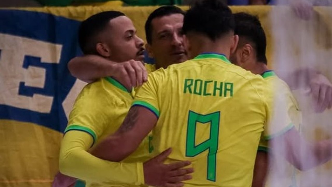 Brasil vence Japão e enfrenta Afeganistão pela tri da Copa das Nações de Futsal