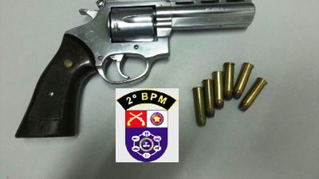 PM apreende arma de fogo no Centro de União dos Palmares