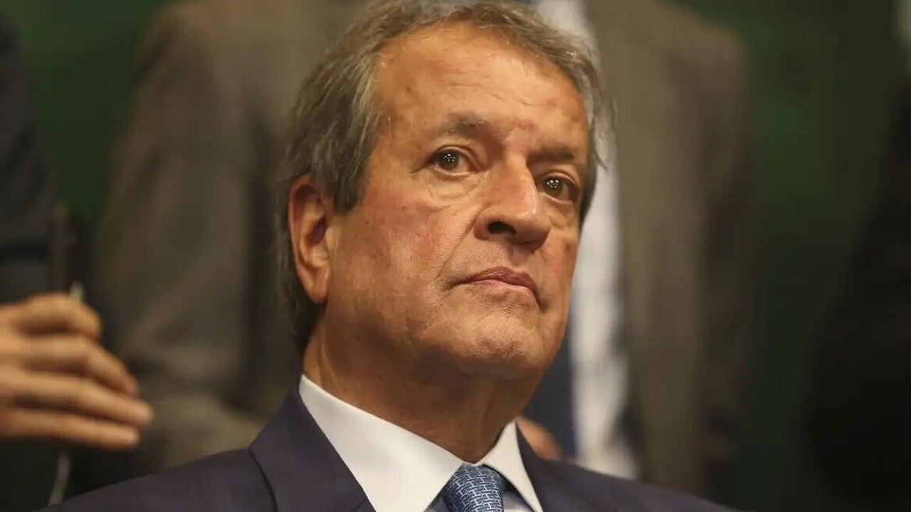 'O pai dele que decide', diz Valdemar sobre impasse entre Eduardo e Tarcísio